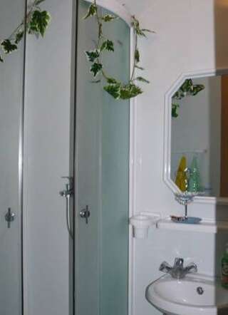 Гостевой дом Mini-Hotel Sevastopolskaya Томск-3